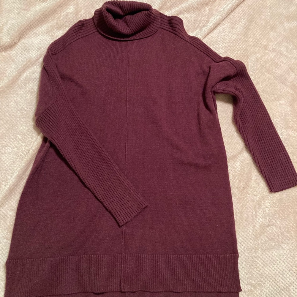 Turtle neck sweater